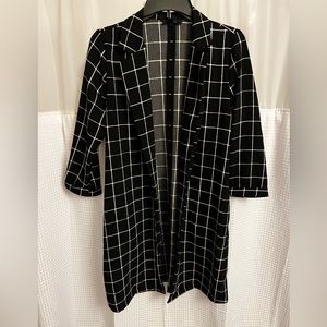 Classy black/white jacket-Medium